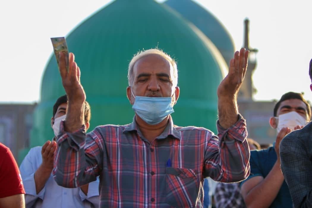 بالصور: صلاة عيد الأضحى في العتبة الرضوية المقدسة