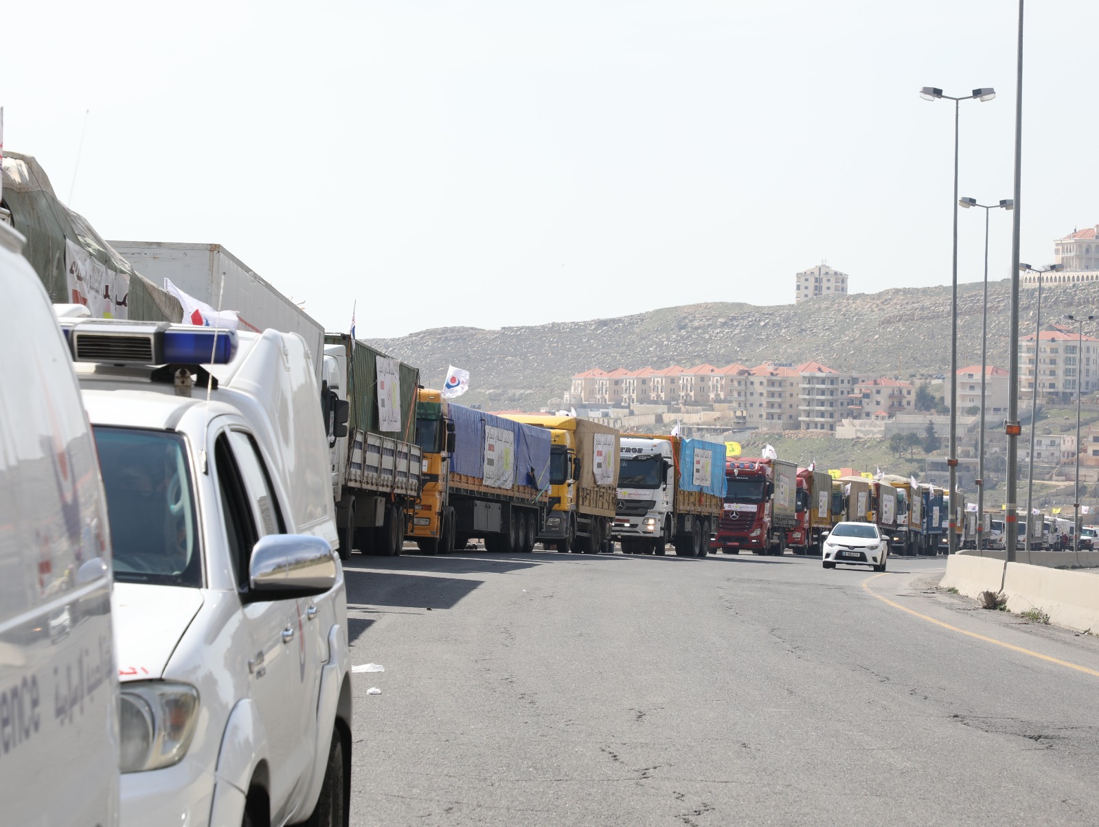 بالصور: انطلاق القافلة الثالثة من حملة "رحماء" إلى سوريا 