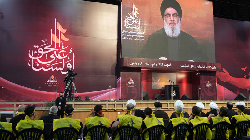 بالصور.. إحياء الليلة الثالثة من محرّم في مجمع سيد الشهداء (ع) 